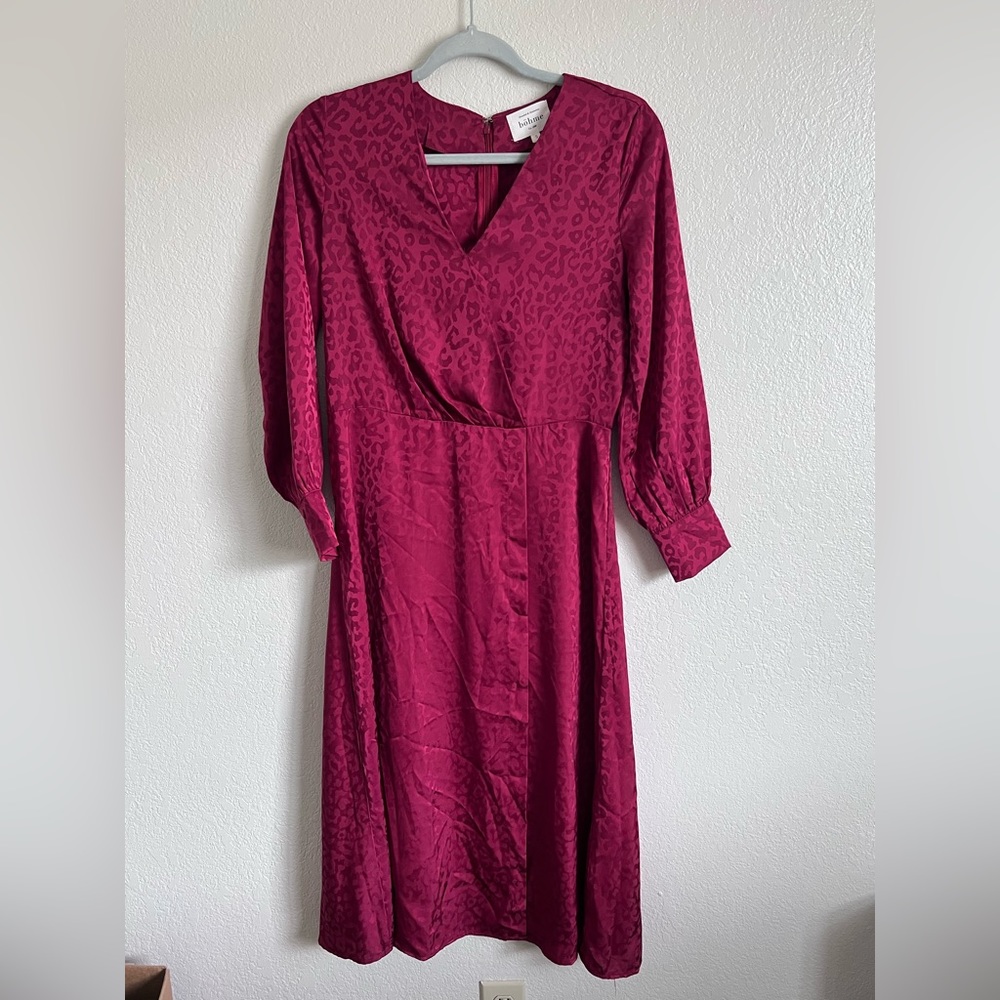 NWOT Böhme silky red leopard faux wrap dress. Long sleeves w/ button size small